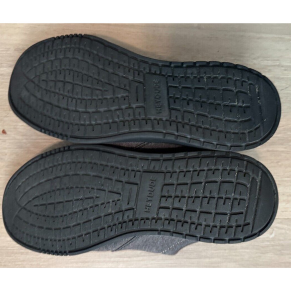 Hey Dude Slip-On Shoes Knit Charcoal Gray – Men’s Size 10 – Gently Used - Picture 6 of 6